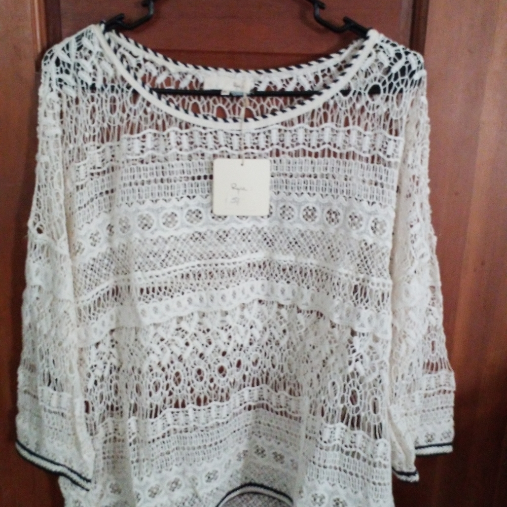 Woman's top